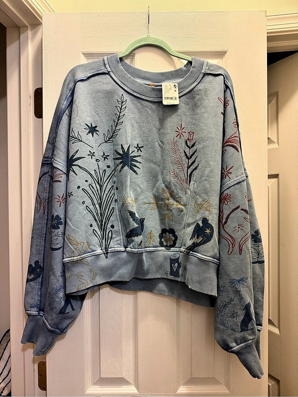 Free people Crewneck Sweatshirt in Blue & Gray Size Large birds floral